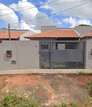Casa 2 quartos, acabamentos de qualidade, Lagoa Dourada - Parcel. Rita Vieira