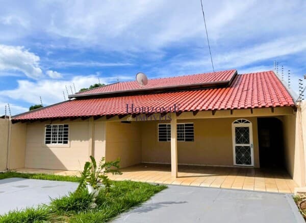 Casa Térrea, 3 Dormitórios, com terreno de 480m2
