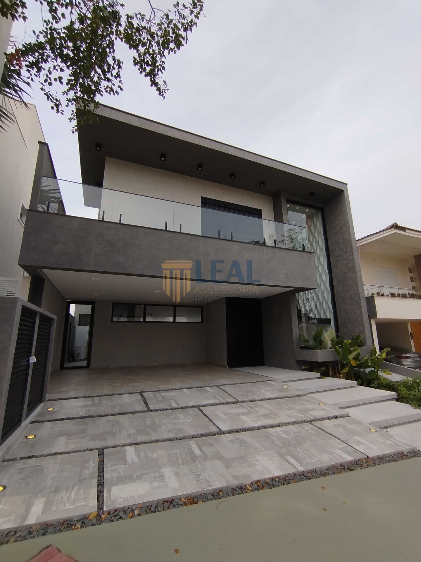 Sobrado em Sorocaba - Jardim Residencial Chácara Ondina