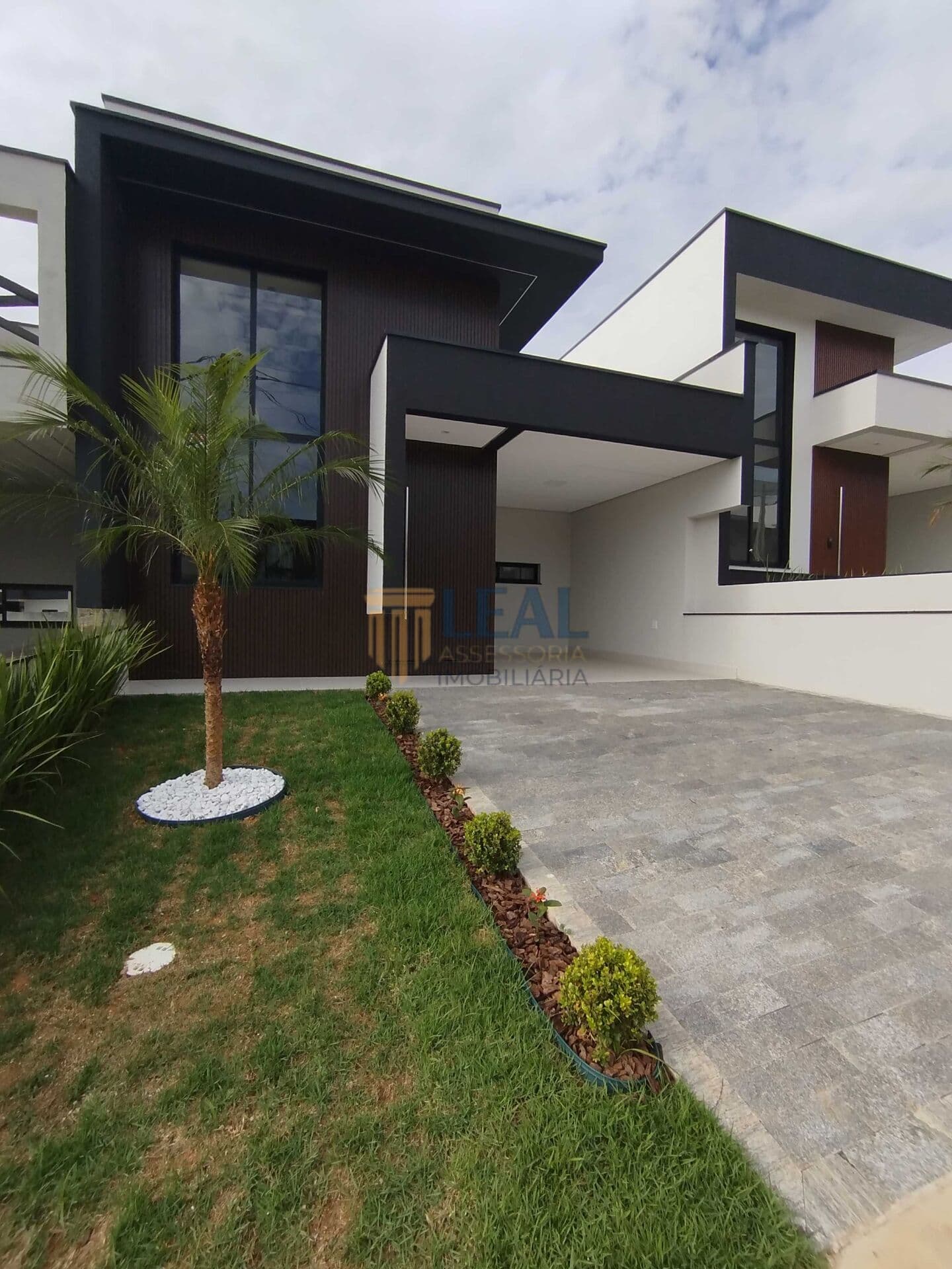 Casa de Condomínio em Sorocaba - Jardim Santa Marta
