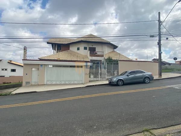 Casa Alto Padrão