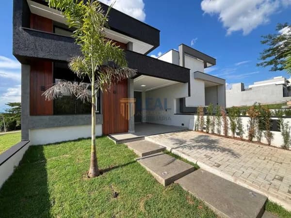 Casa de Condomínio em Sorocaba - Jardim Santa Marta