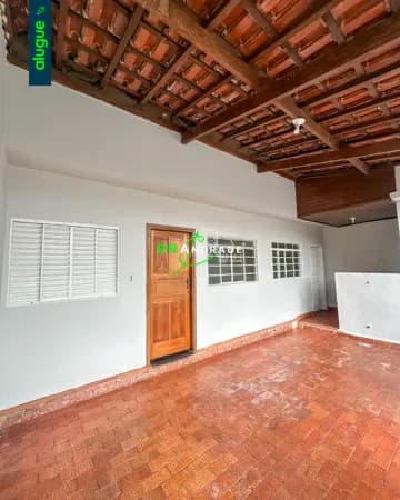 Aluga-se Edícula na Vila Nicácio