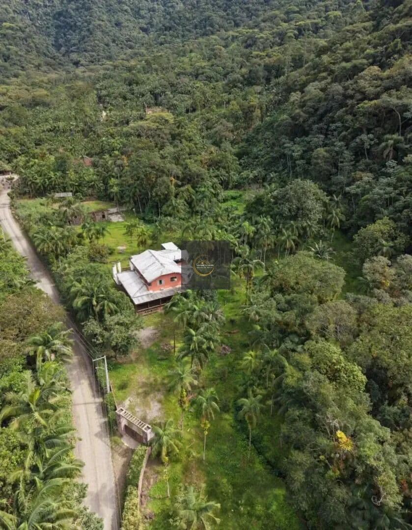 Chácara Alto Padrão à venda em Joinville | 30 mil m², nascente própria, lago e vista para a Serra do Mar