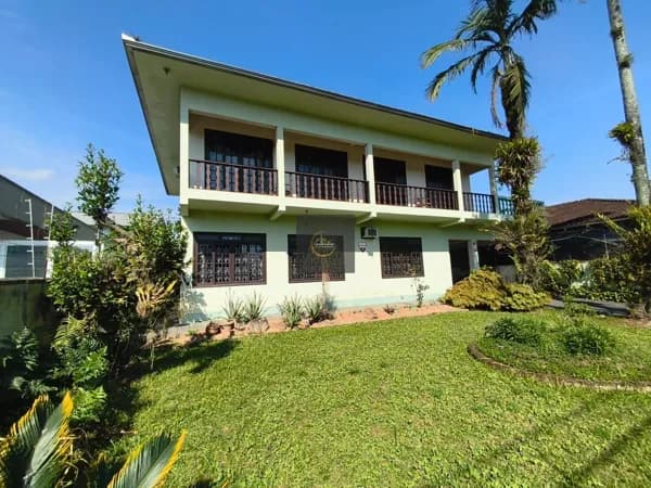 Casa com 6 quartos à venda na Rua Inácio Bastos- Bucarein, Joinville