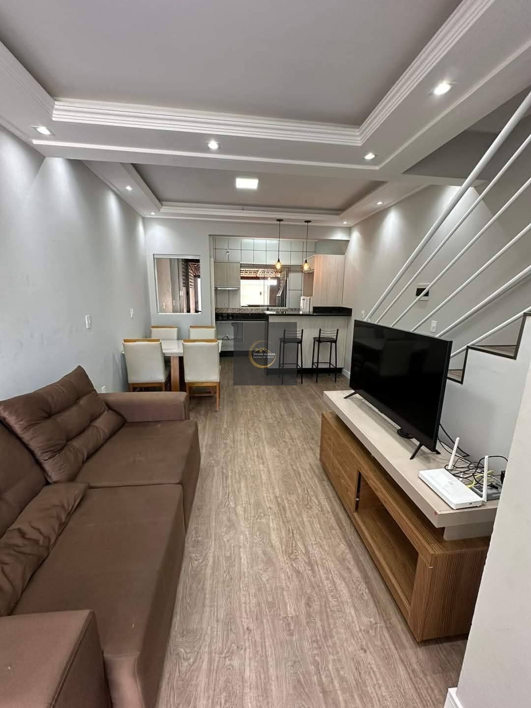 Sobrado Geminado no Comasa com 3 Quartos e 2 Vagas de Garagem Semi-mobiliado