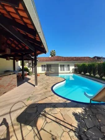 Casa com 4 dormitórios à venda, 640,93m² no - Saguaçu - Joinville/SC