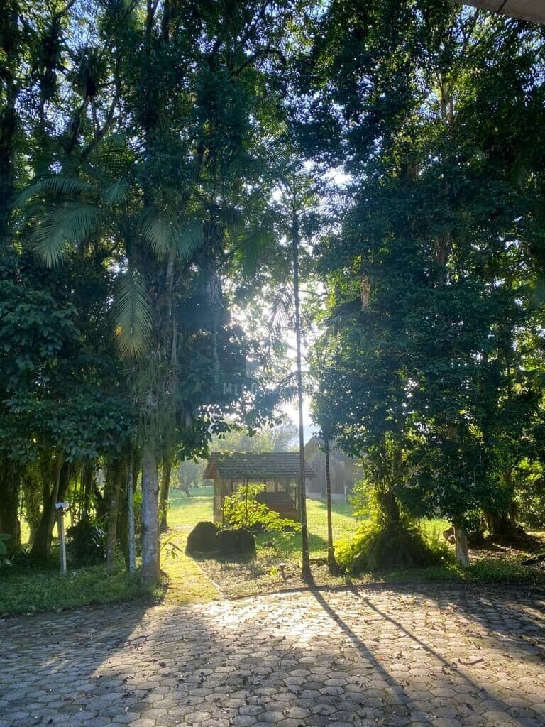 Chácara pra investimento ou moradia em Pirabeiraba