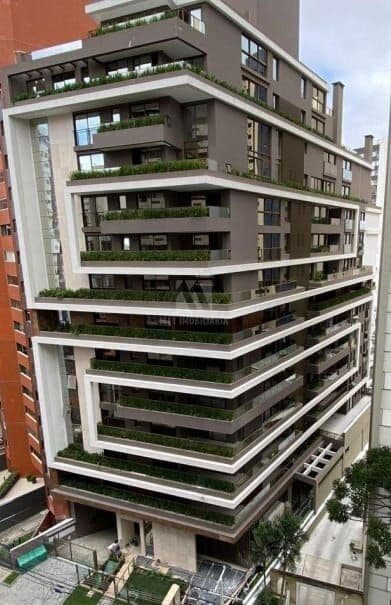 Apartamento Alto Padrão no Bairro Água Verde proximo ao clube Curitibano