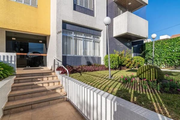 Apartamento Padrão no Cabral 3 quartos e 1 Suíte