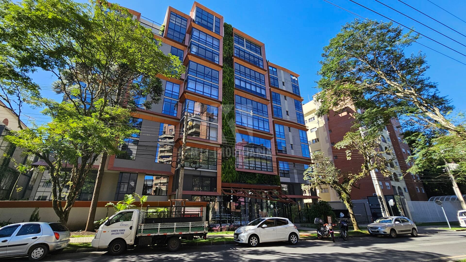 Apartamento 4 Suítes Alto Padrão Garden no Cabral pronto para morar
