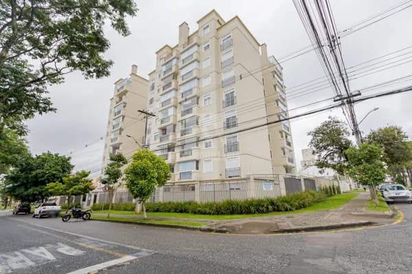 Cobertura à venda no bairro Bacacheri - Curitiba/PR