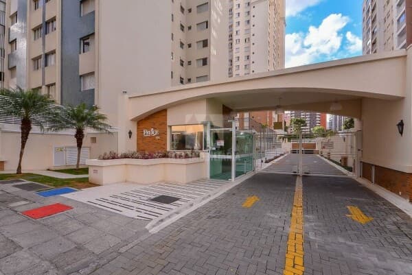 Apartamento Padrão - Água Verde