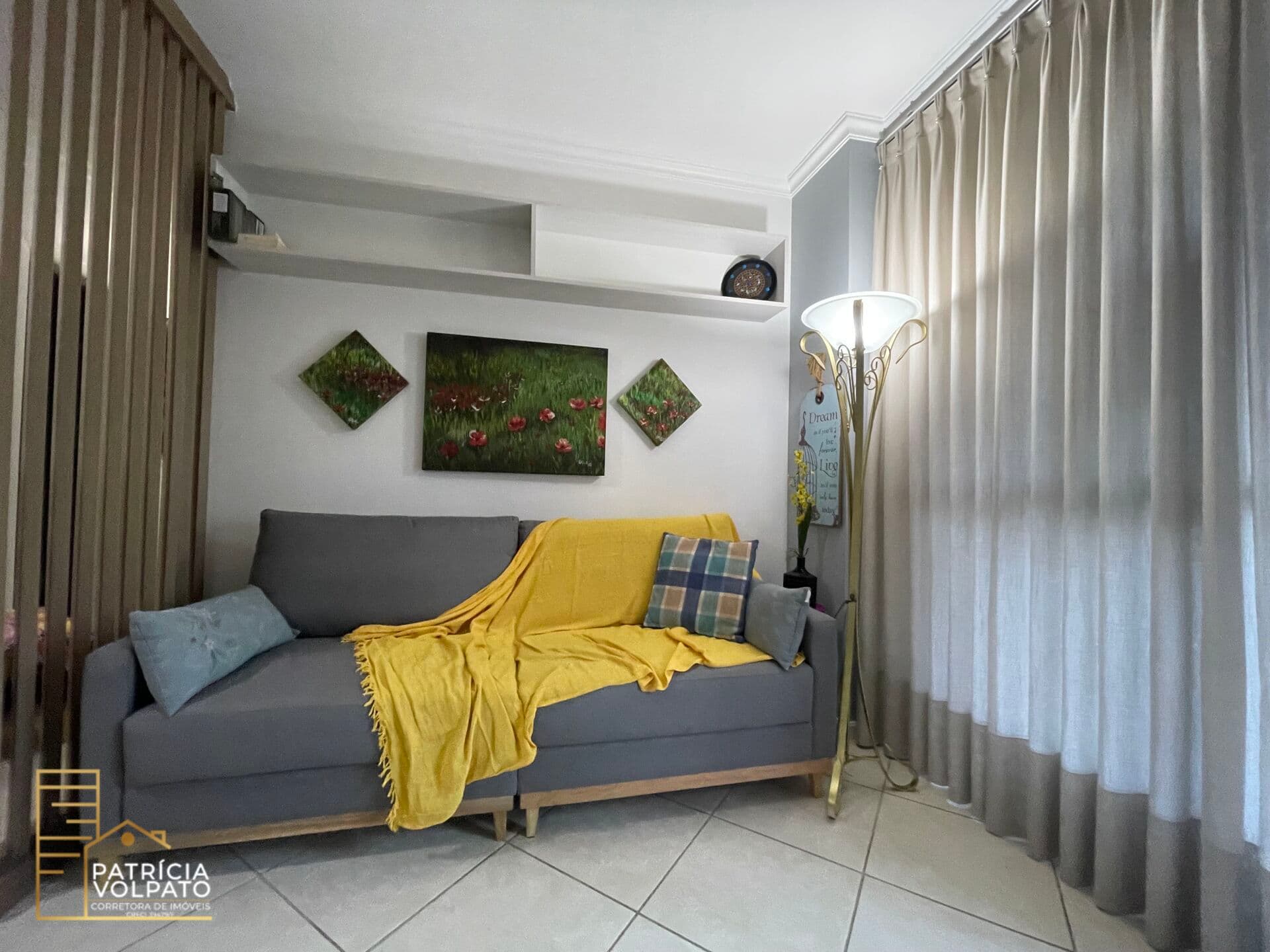 APARTAMENTO DE 02 QUARTOS com área de apartamento de 03