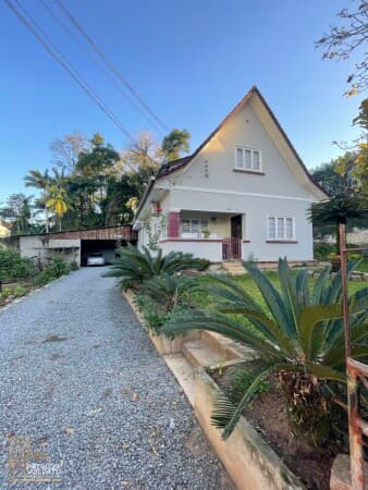 Terreno ZR 3 com Casa de Alvenaria- Exclusividade de venda