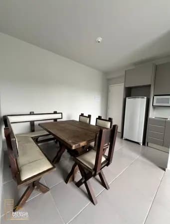 Apartamento em Condomínio Clube