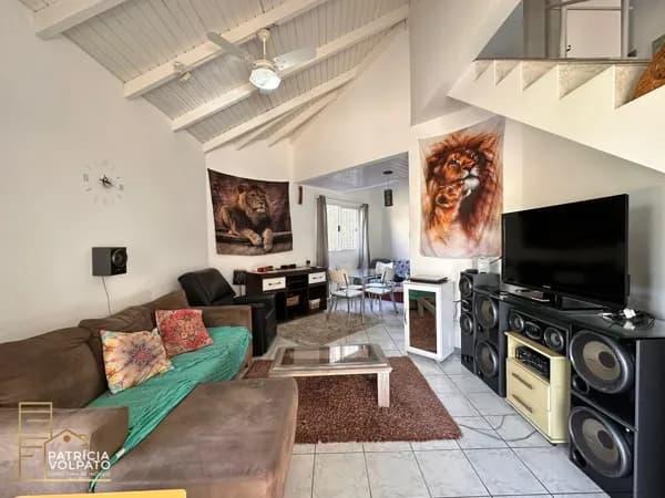 Sobrado em Blumenau - Vila Nova