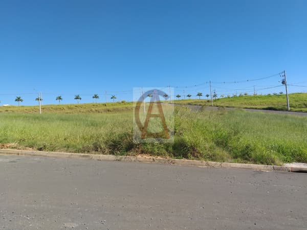 Lote/Terreno em Salto de Pirapora - Jardim São Lucas