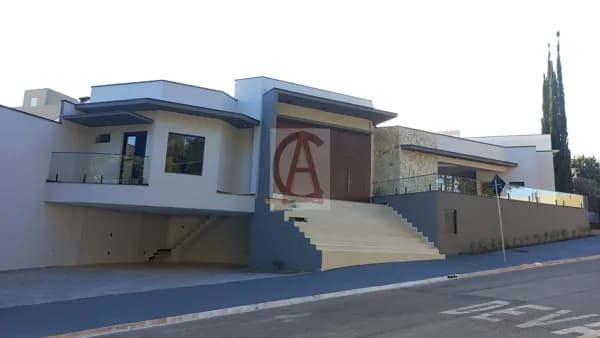 Casa no Condomínio Villagio Milano