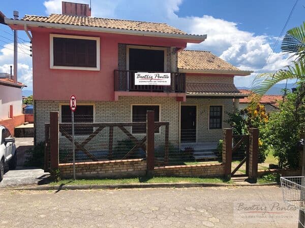 Casa em Palhoça - Pinheira
