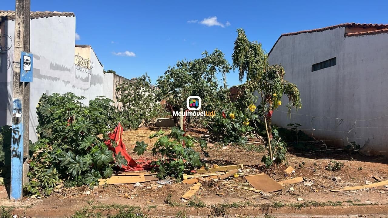 Lote/Terreno em Uberlândia - Jardim Canaã
