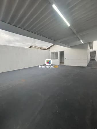 Casa em Uberlândia - Loteamento Residencial Pequis