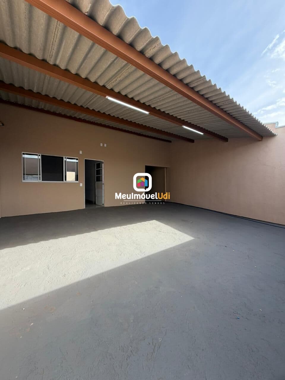 Casa em Uberlândia - Loteamento Residencial Pequis
