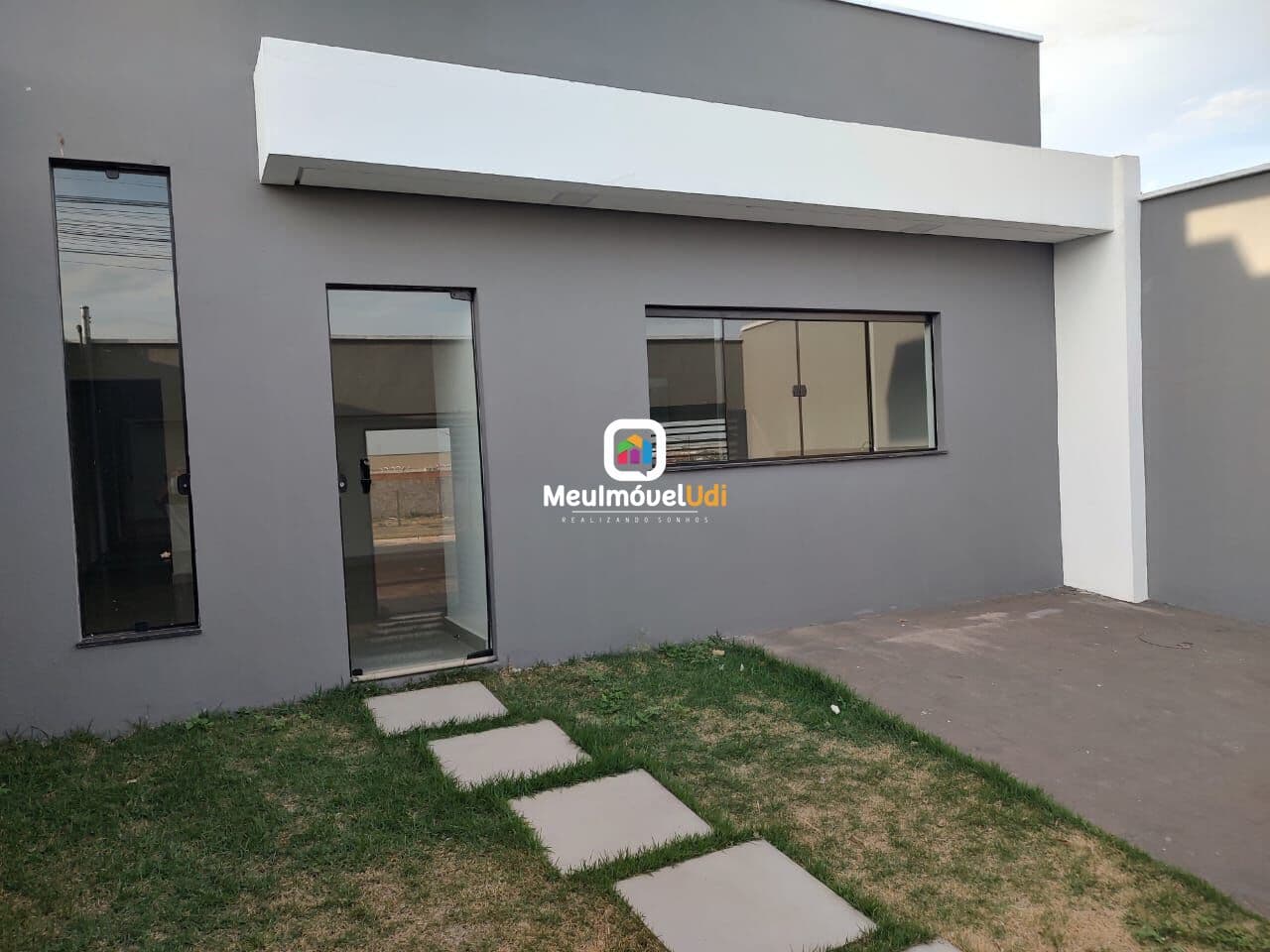 Casa em Uberlândia - Jardim Holanda