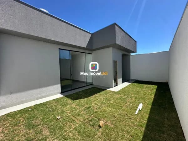 Casa em Uberlândia - Novo Mundo