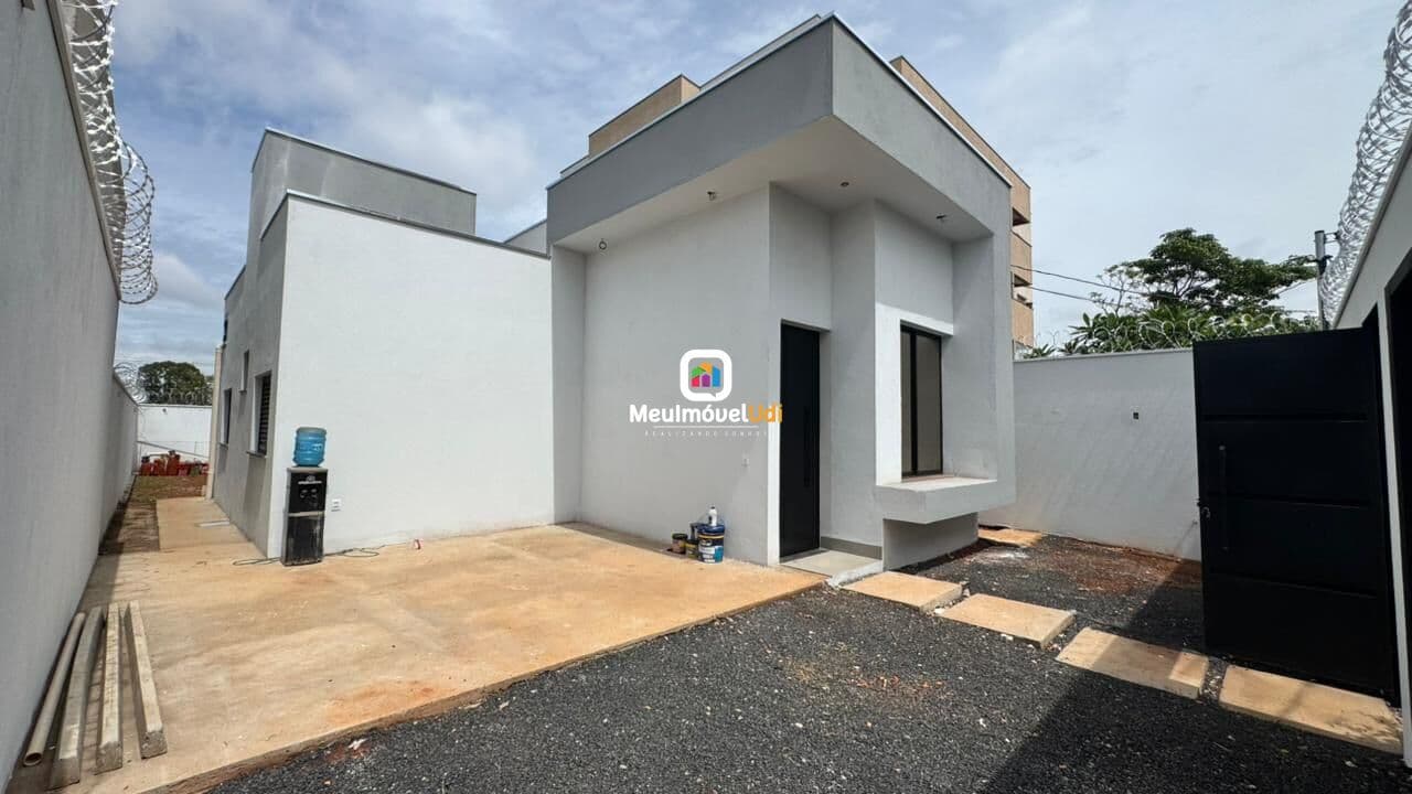 Casa em Uberlândia - Novo Mundo