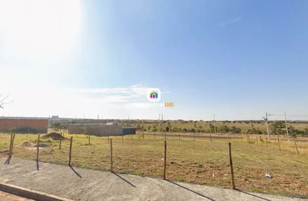 Lote/Terreno em Uberlândia - Jardim Sul