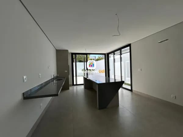 Casa em Uberlândia - Jardim Botânico