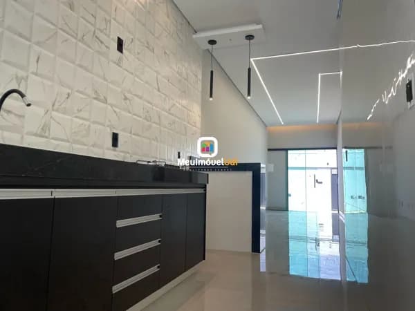Casa em Uberlândia - Jardim Holanda