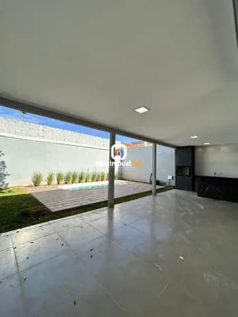 Casa em Uberlândia - Jardim Europa