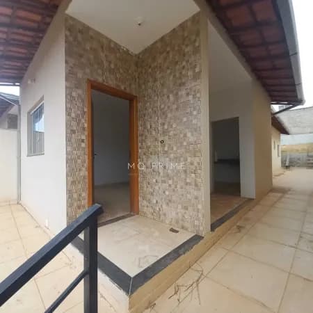 Casa 3 quartos com suíte.