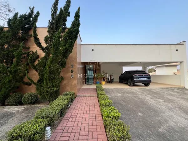 Casa de 4 quartos no Condomínio Solar das Palmeiras