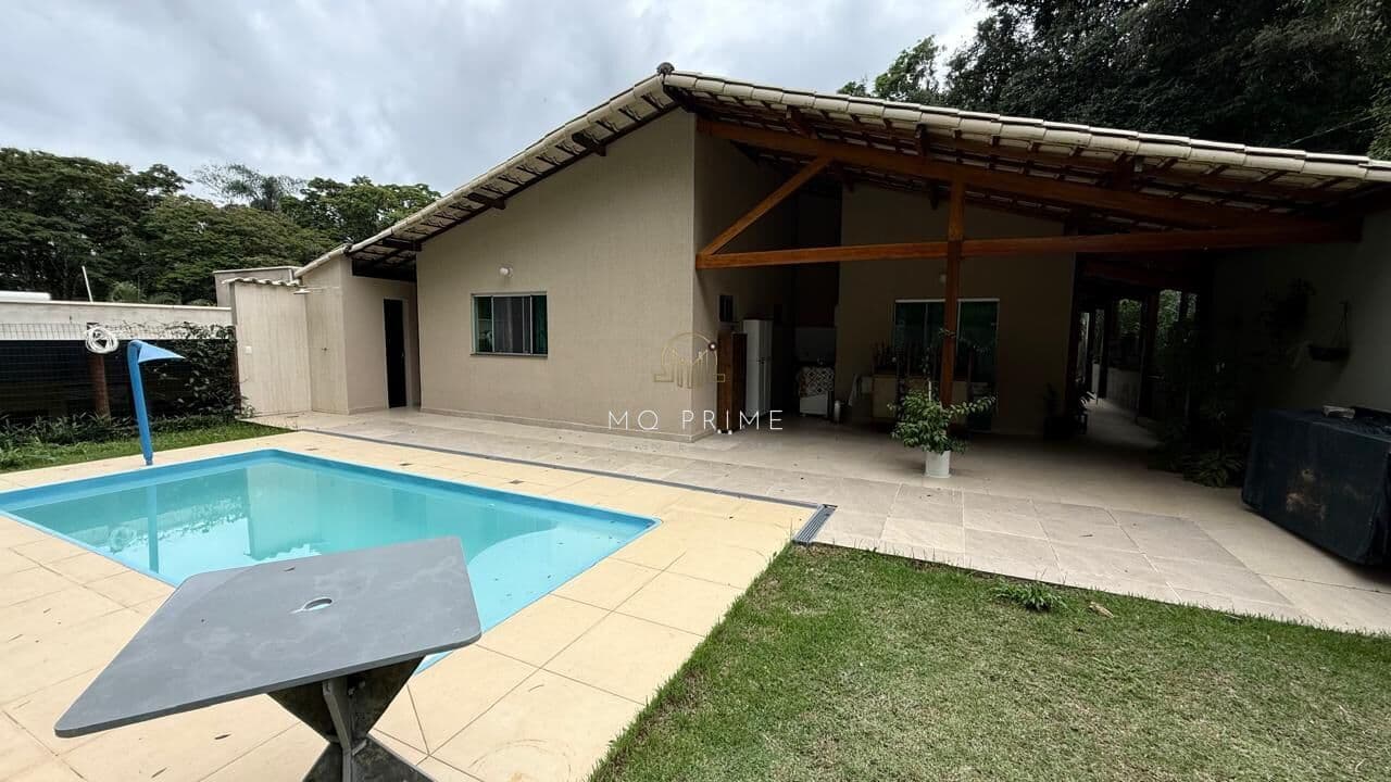 Casa Linda à Venda no Condomínio Clube dos 200