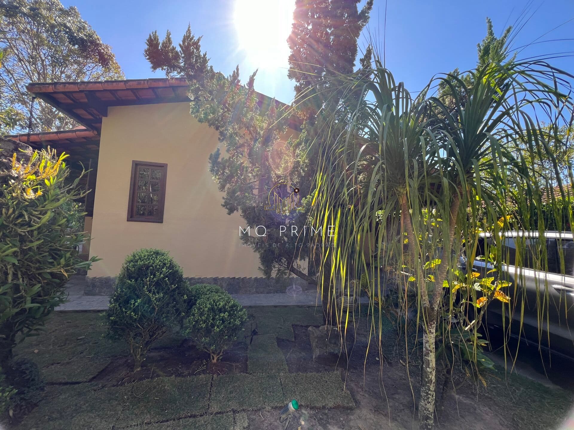 Casa de 3 quartos em 2 terrenos com total de 840m2
