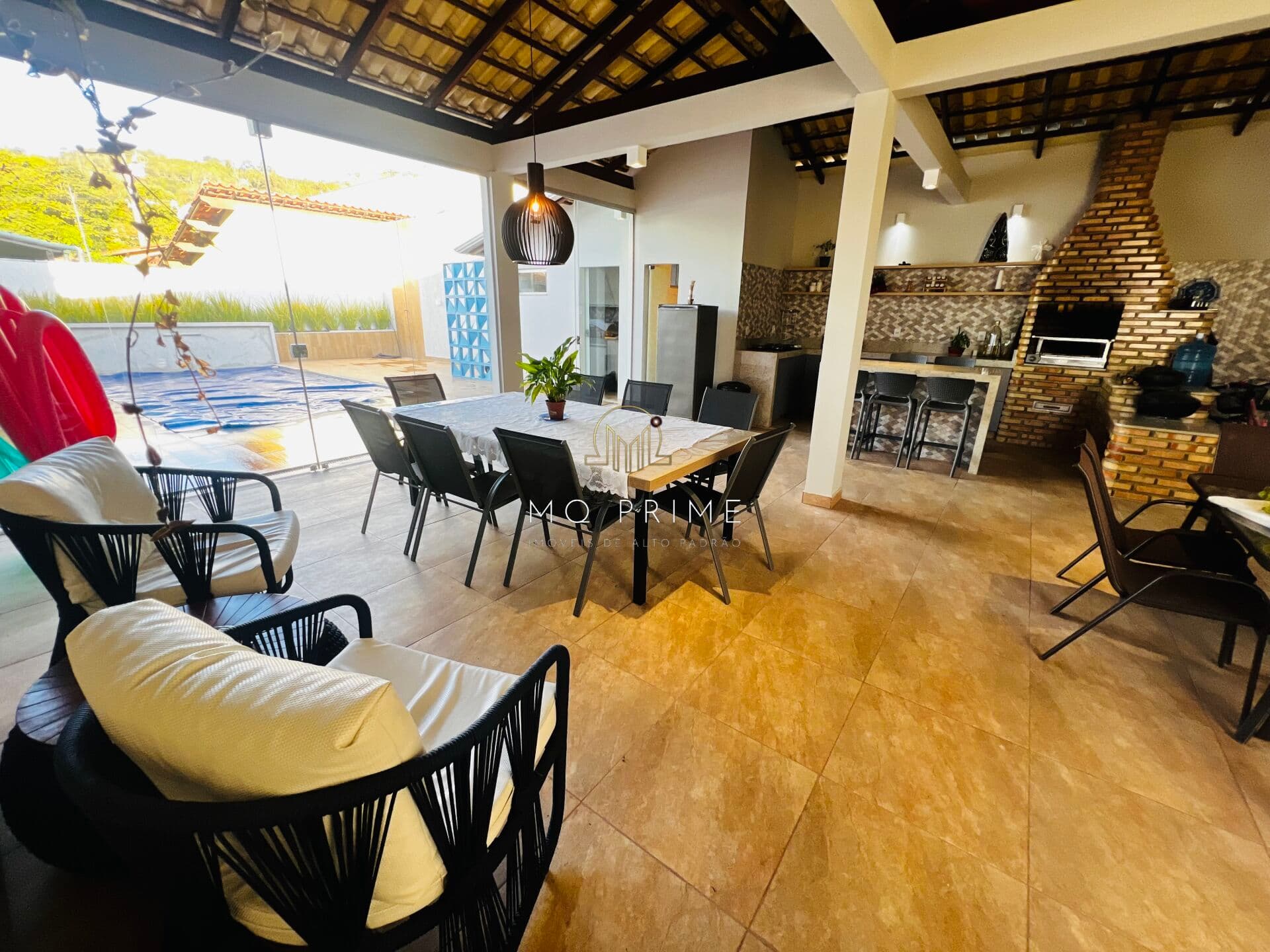 Casa porteira fechada no Condomínio Clube dos 200