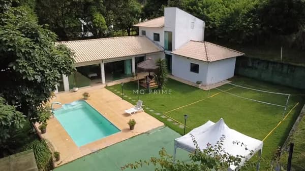 Casa de 4 quartos no Condominio Solar das Palmeiras