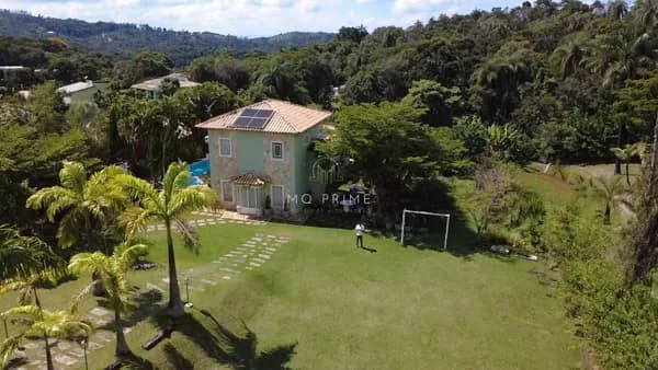 Casa encantadora no Condomínio Solar das Palmeiras 🌿