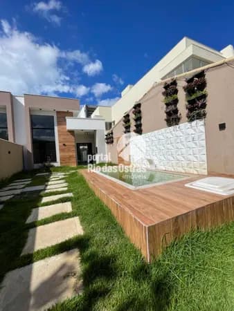 Casa Alto Padrão a 600 metros da praia de Costazul