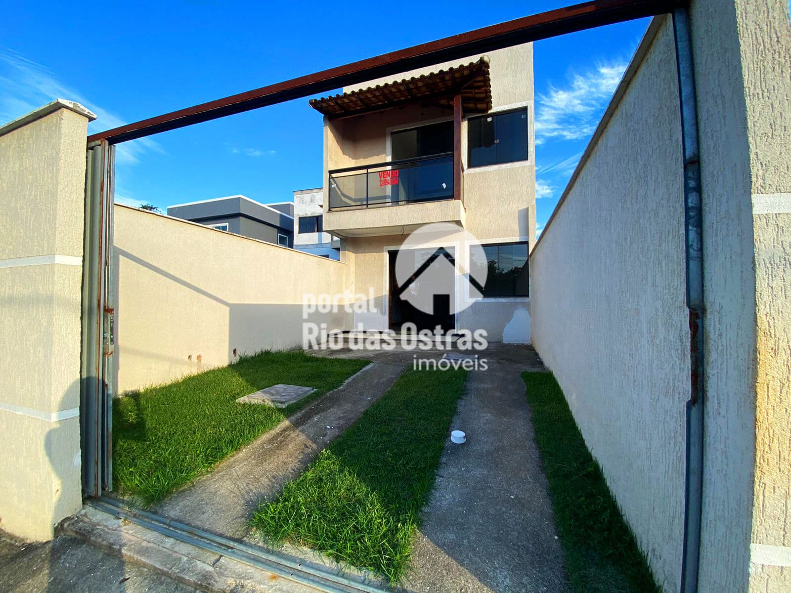 Excelente casa duplex de duas suítes em Rio das Ostras.