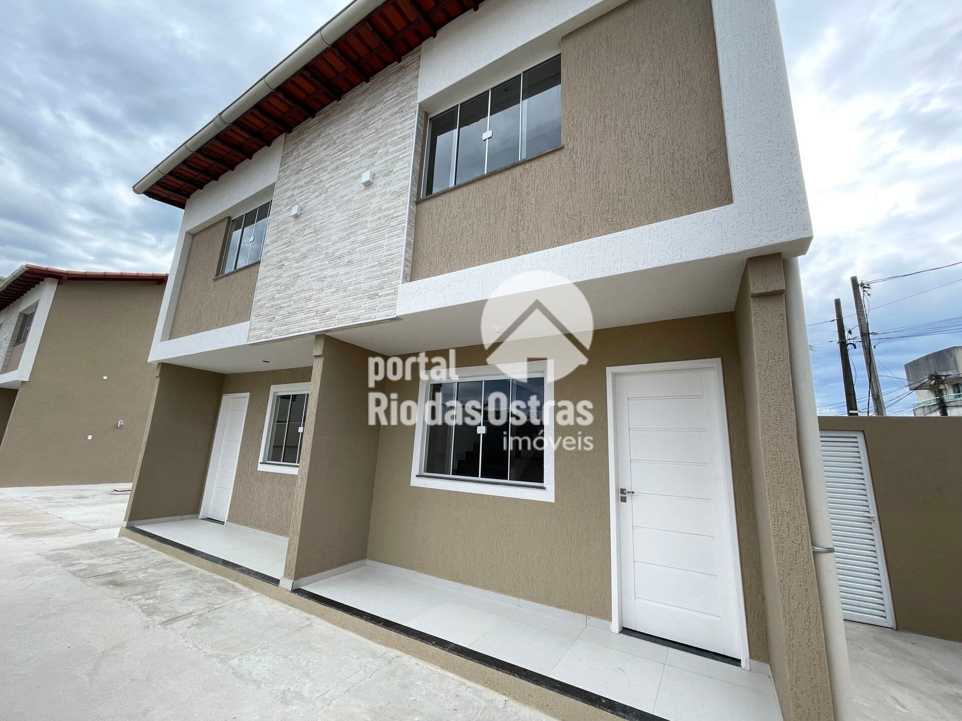 Casa Duplex com 2 quartos próximo a rodovia