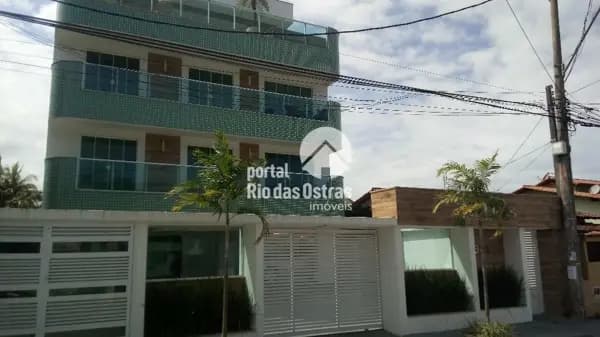 Cobertura Duplex com piscina, churrasqueira e chuveirão