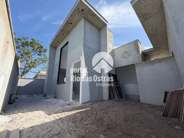 Casa linear com 2 quartos e excelente quintal próximo a rodovia