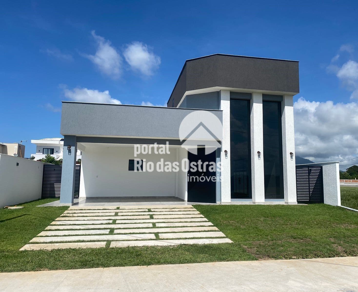 Casa linear de Alto Padrão com 210² no Viverde III