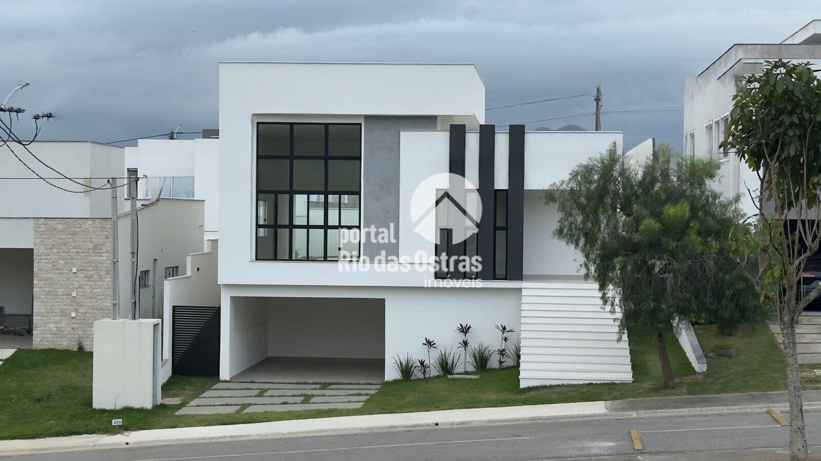 Casa Alto Padrão com 4 quartos no Condomínio Viverde