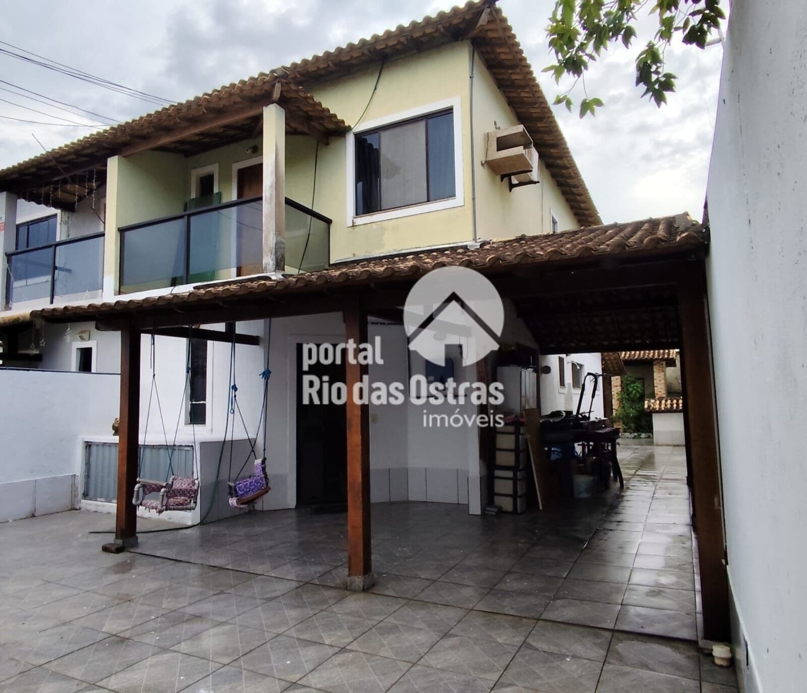 Casa Duplex com 3 quartos e energia solar