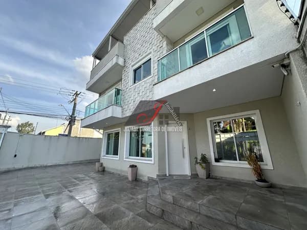 Sobrado em Curitiba - Boqueirão